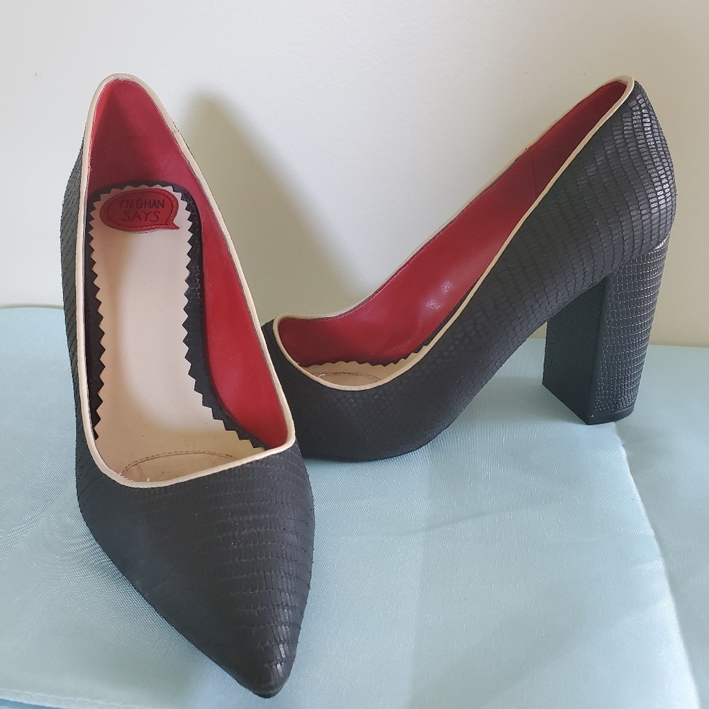 Meghan Says Blk Faux Gator Skin Pumps - Sz 7